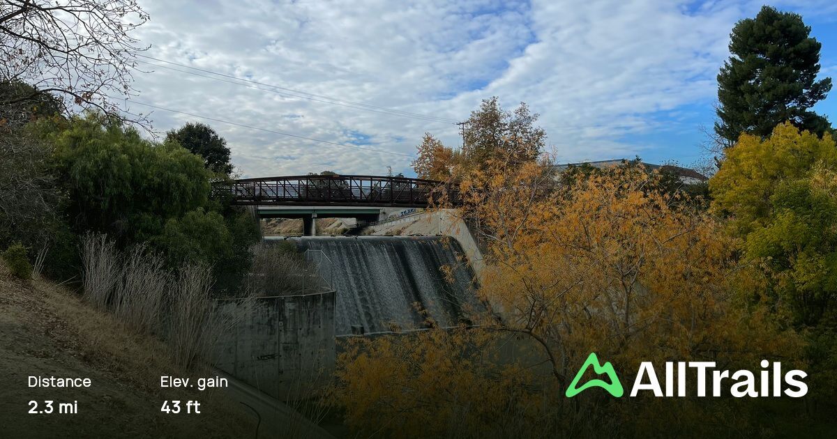 A family-friendly stroll along Los Gatos Creek Trail, from Campbell Park to Meridian Avenue.