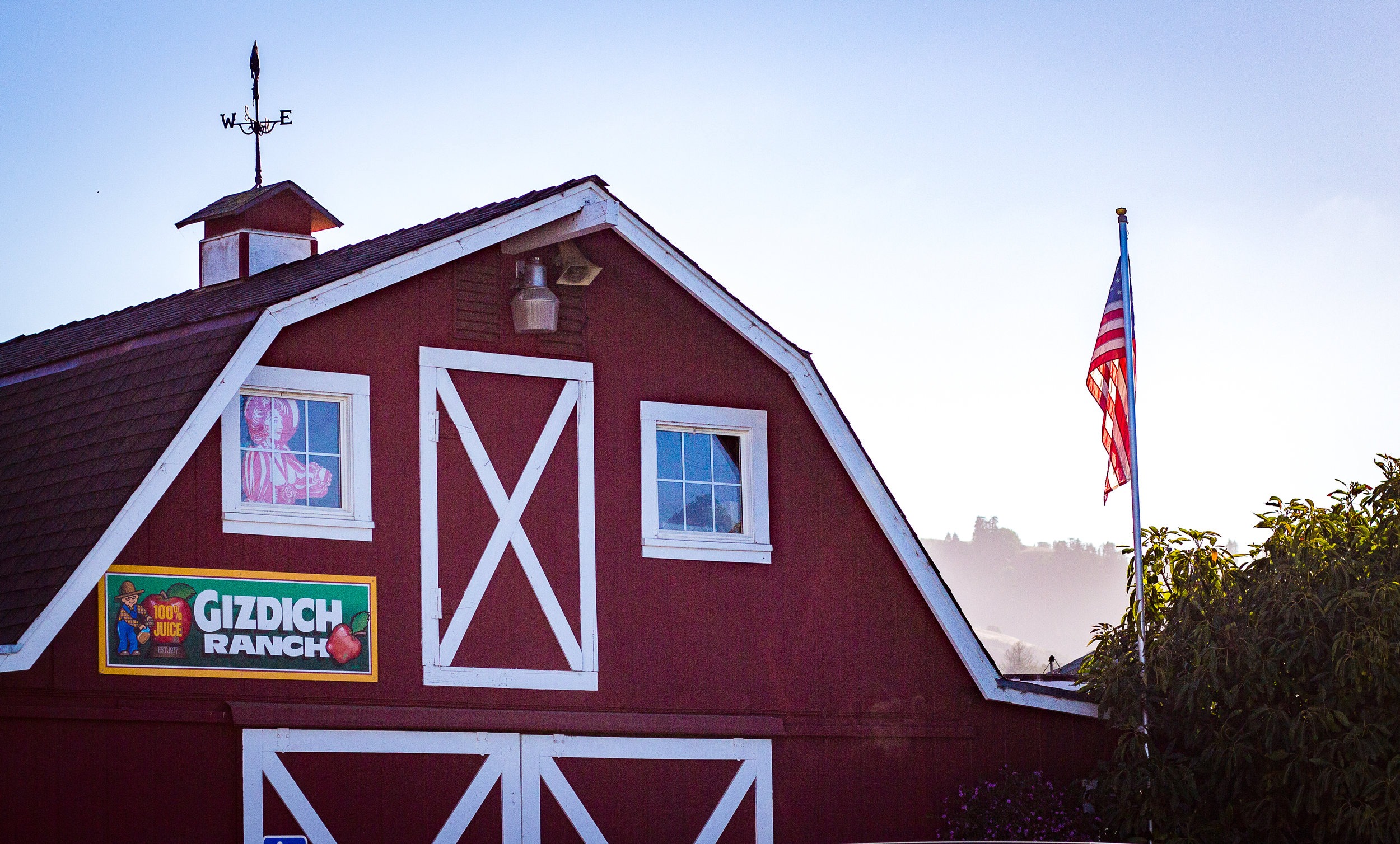 Apple Orchards and Cider Mills: Gizdich Ranch - A Slice of Countryside Paradise